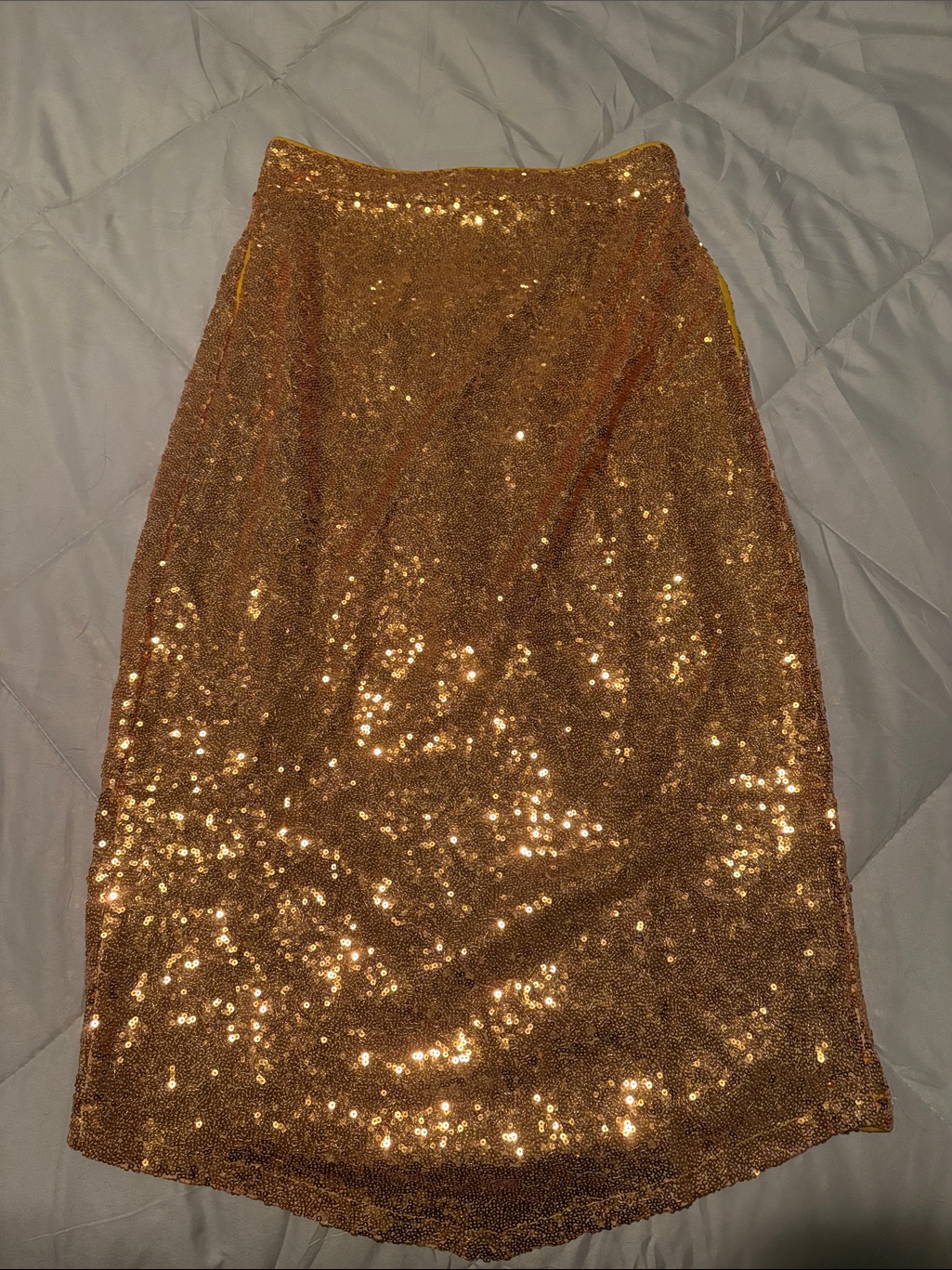 A Classy Chic Boutique Gold Sequin Midi Skirt Beautiful